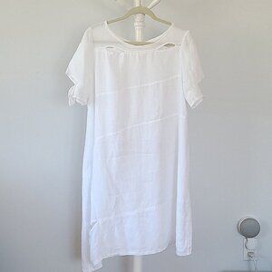 MOTEL Flowy Asymmetrical Short Sleeve Dress